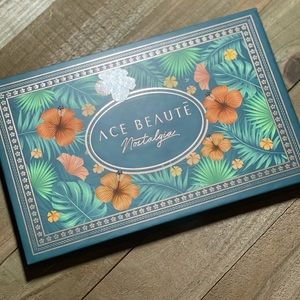 Brand New! ACE BEAUTE Nostalgia Eye Shadow Palette
